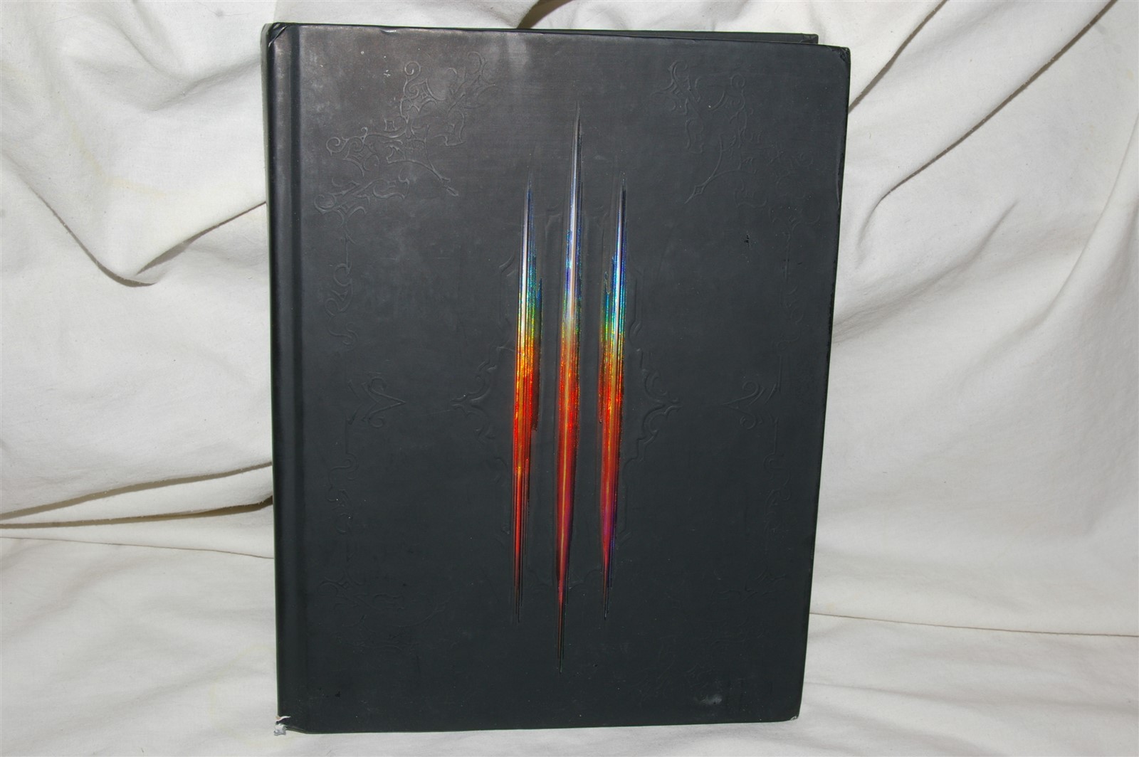 Diablo III Limited Edition Strategy Guide Hardcover Brady Games