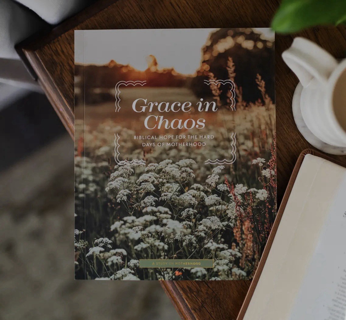 Brand New Grace In Chaos, 5 Week Hope For Hard Days Of Motherhood Bible Study