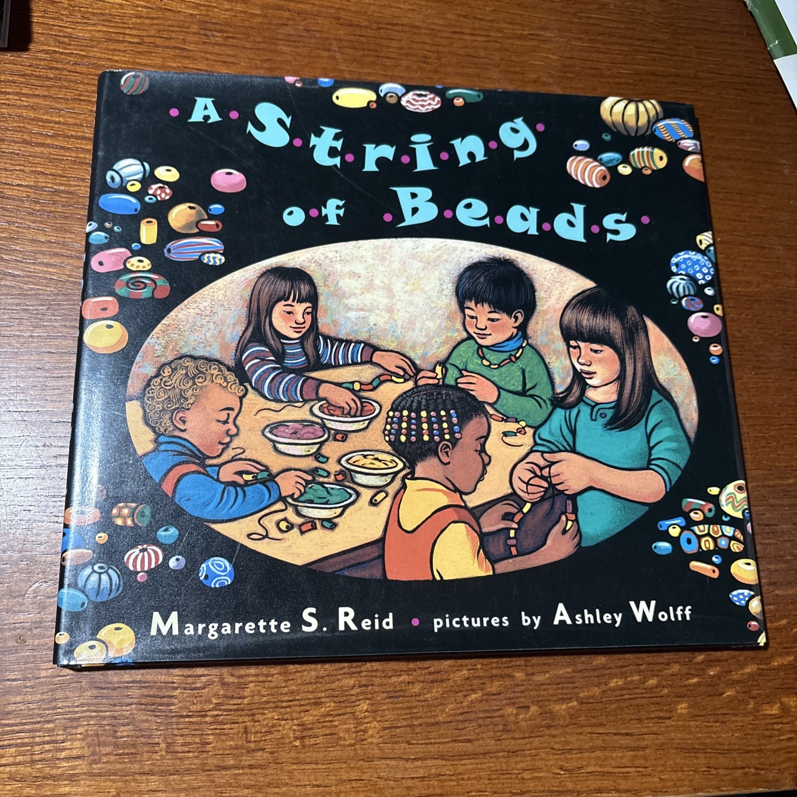 String of Beads by Margarette S. Reid (1997, Hardcover) Double Signed w Sketch!